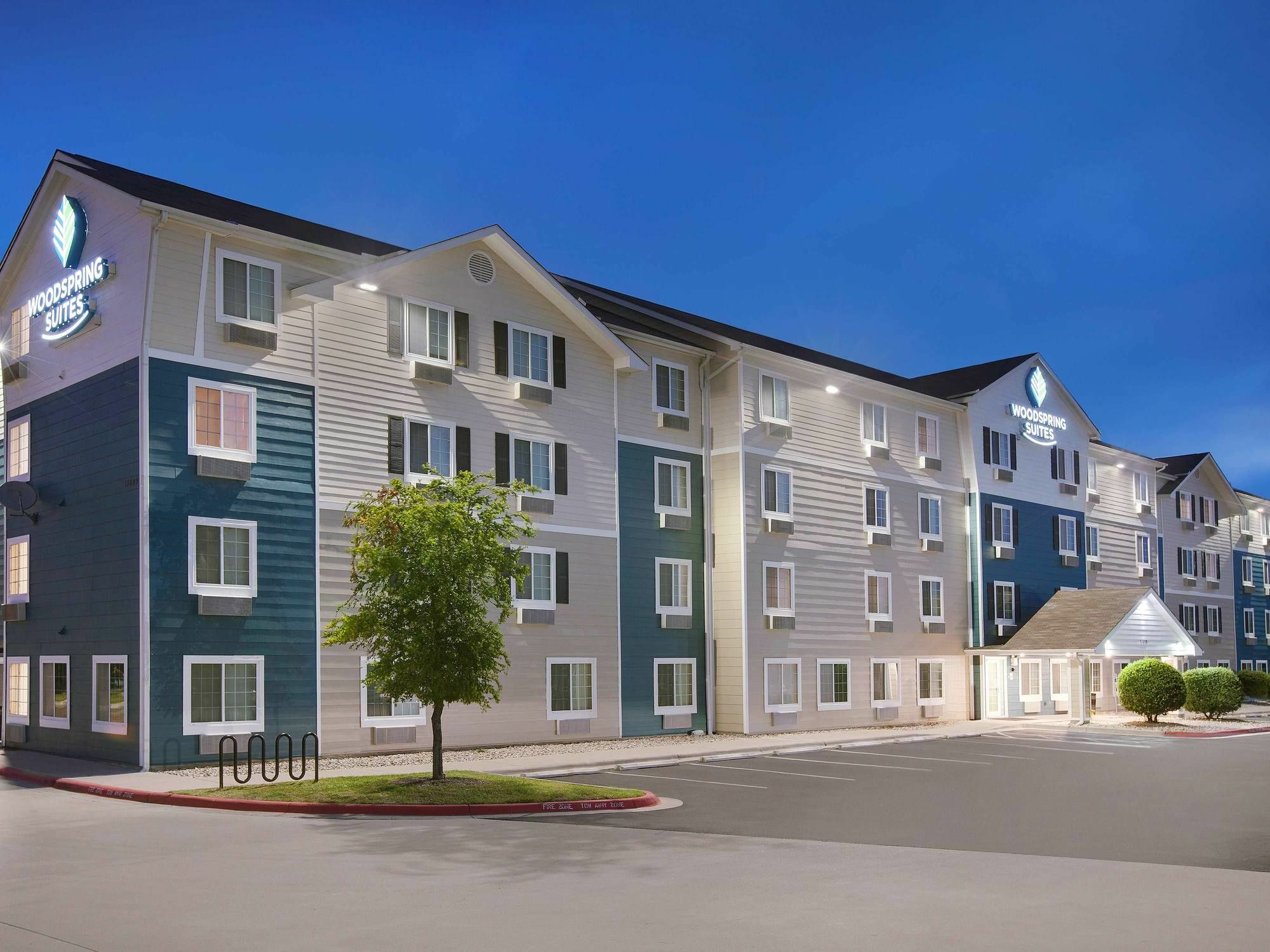 Extended Stay America Select Suites - Indianapolis - Lawrence Extérieur photo